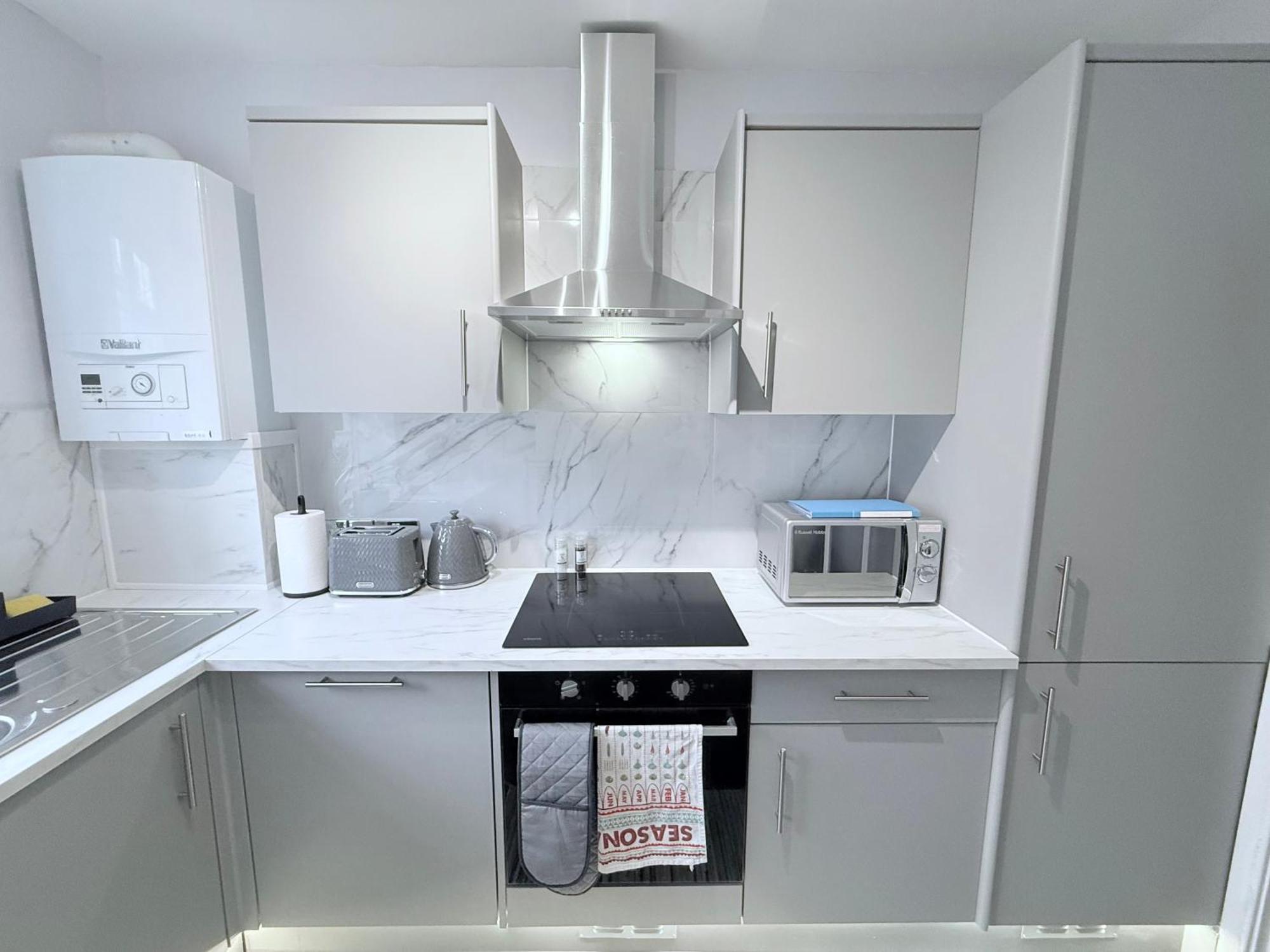 Staylondon - Sleeps 6 With Free Parking - Tourist, Concerts & Matches Buitenkant foto