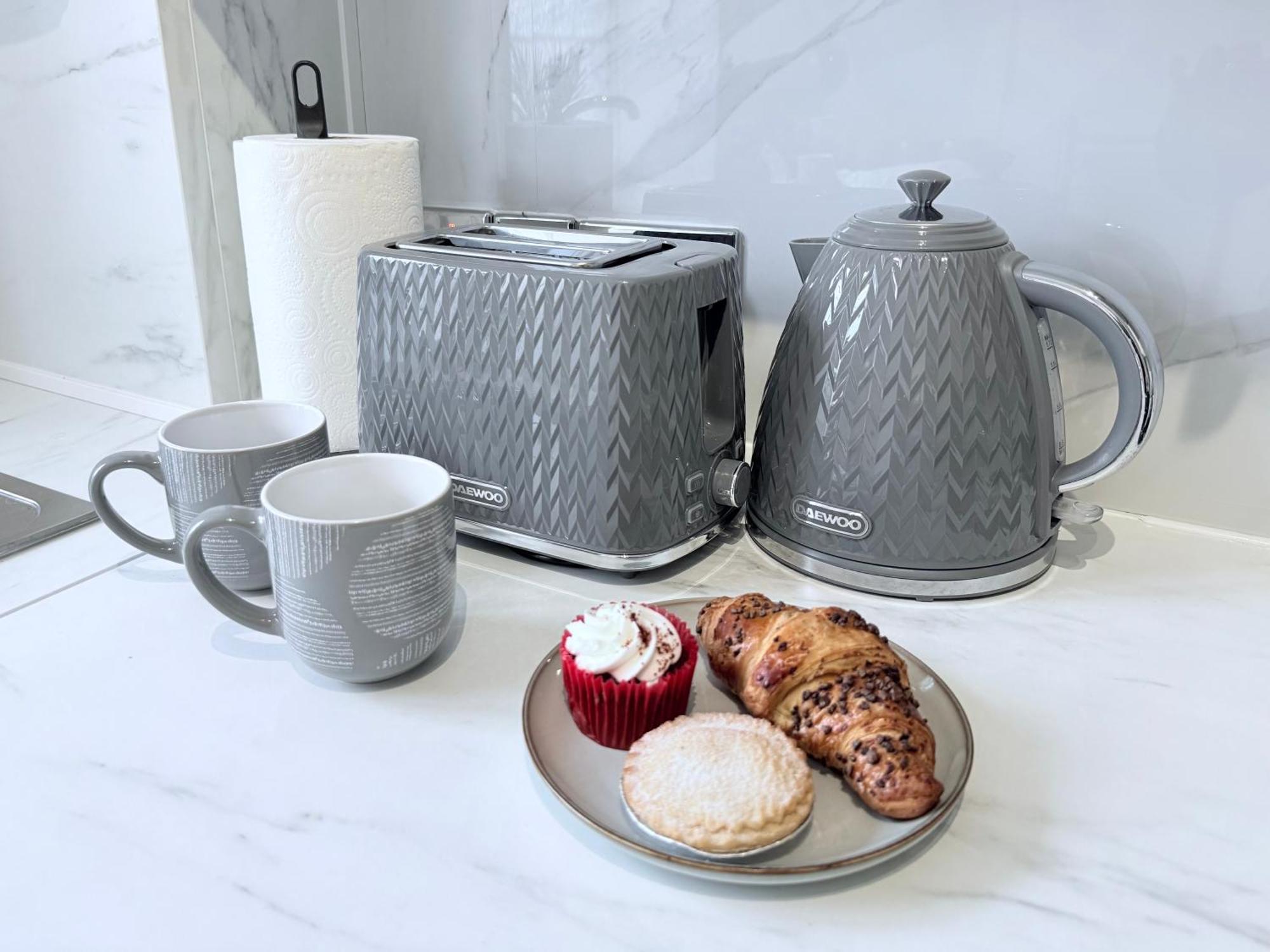Staylondon - Sleeps 6 With Free Parking - Tourist, Concerts & Matches Buitenkant foto