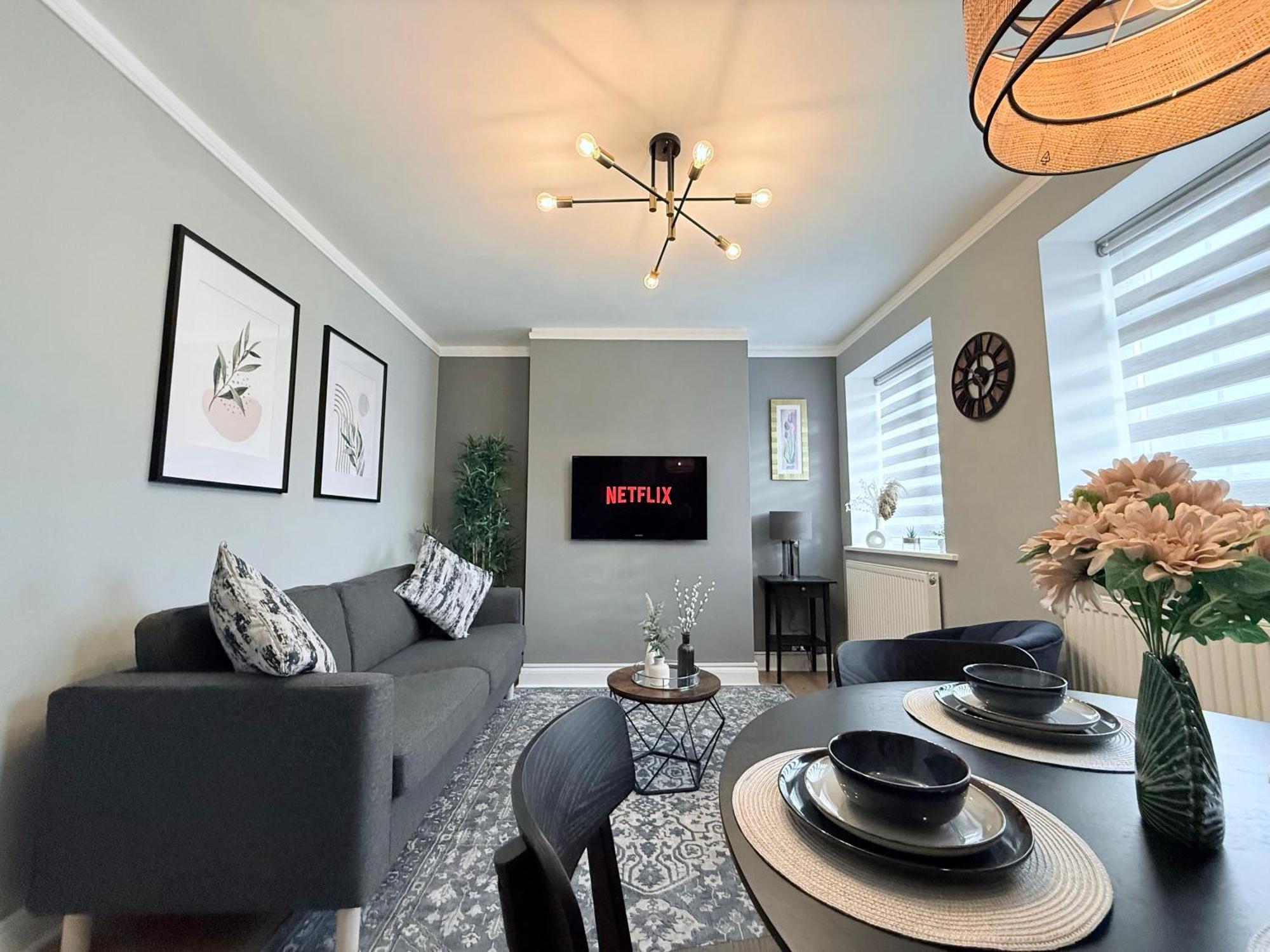 Staylondon - Sleeps 6 With Free Parking - Tourist, Concerts & Matches Buitenkant foto